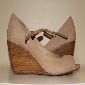 Nude Report platform